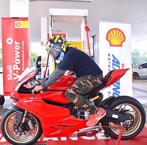 Minyak Petrol Shell V-Power Racing
