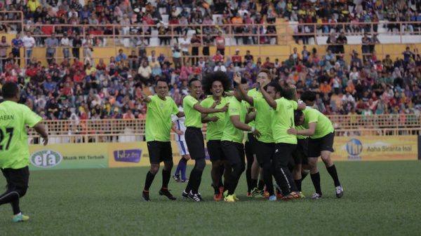 Gambar Perlawanan Dugong All Star vs Pilihan Harimau Malaysia