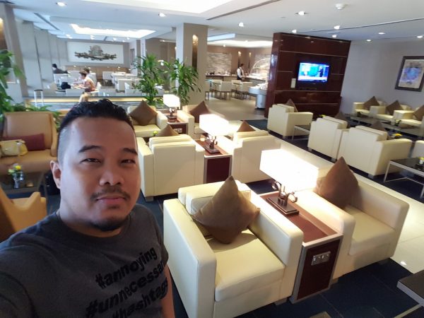 luxury emirates lounges