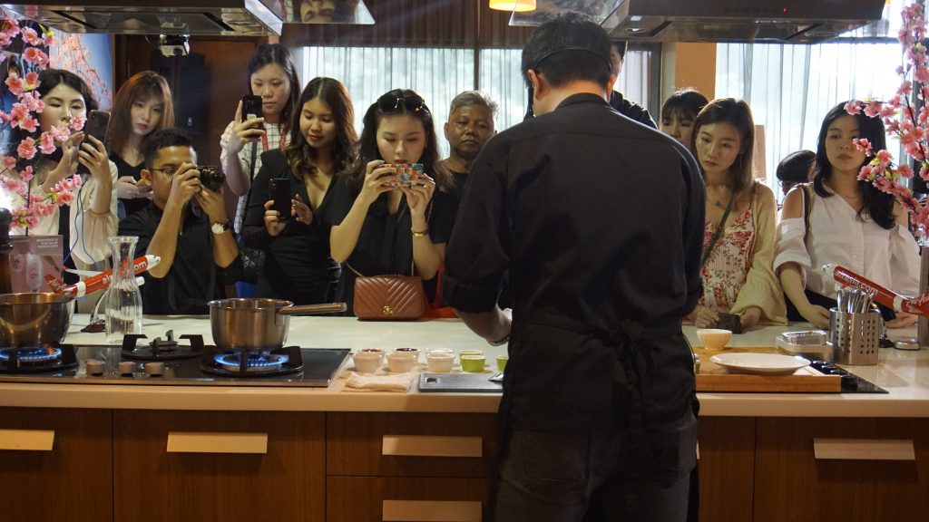 Menu Hidangan Siri Chef Selebriti Baharu AirAsia Santan 03