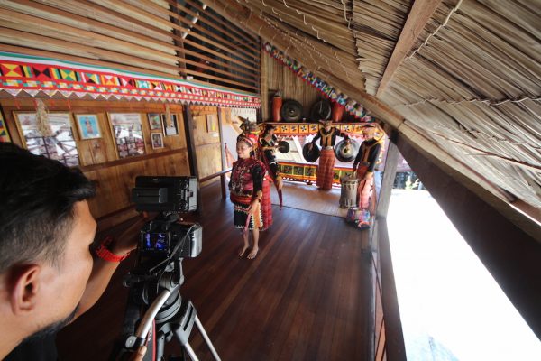Linangkit Cultural Village