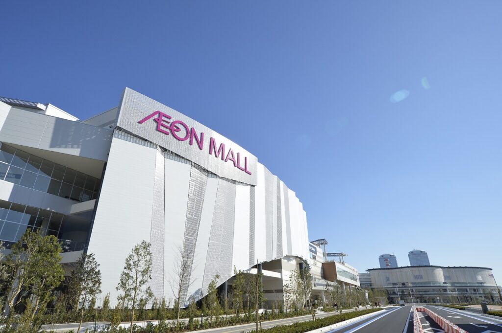 AEON-Mall-Makuhari-Shintosin-Chiba-01